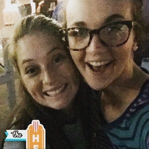 Meet your Posher, Nicole